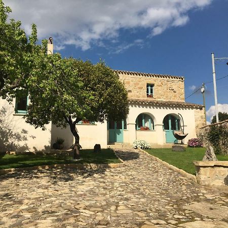 B&B Su Strintu Tuili Екстер'єр фото