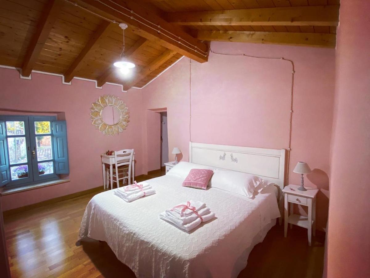 B&B Su Strintu Tuili Екстер'єр фото